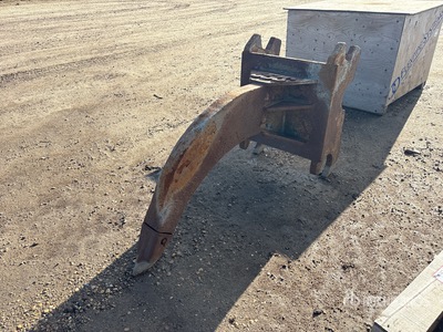 Sec 48 in Q/C Excavator Ripper - Fits John Deere 250