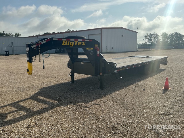 2025 Big Tex 22GN-25D5A-MRBK 25 ft T/A Gooseneck Equipment Trailer