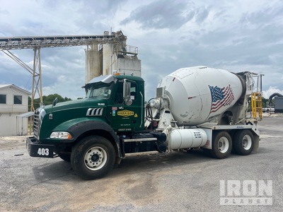 2013 Mack GU813 6x4 Mixer Truck