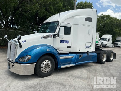 2020 Kenworth T680 6x4 T/A Sleeper Truck Tractor