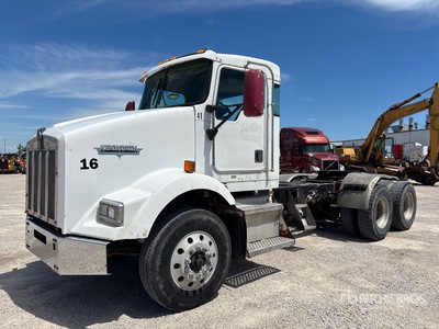 1999 Kenworth T800 6x4 T/A Dagcabine Trekker