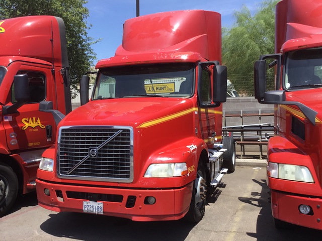 2016 Volvo VNM42T 4x2 S/A Day Cab Truck Tractor (Inoperable)