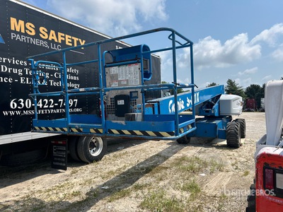 2015 Genie S-80X 4WD Diesel Podnośnik teleskopowy (Inoperable)