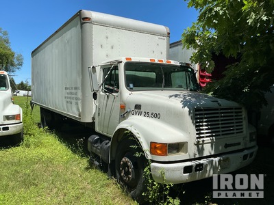1997 International 4700 4x2 Camion fourgon