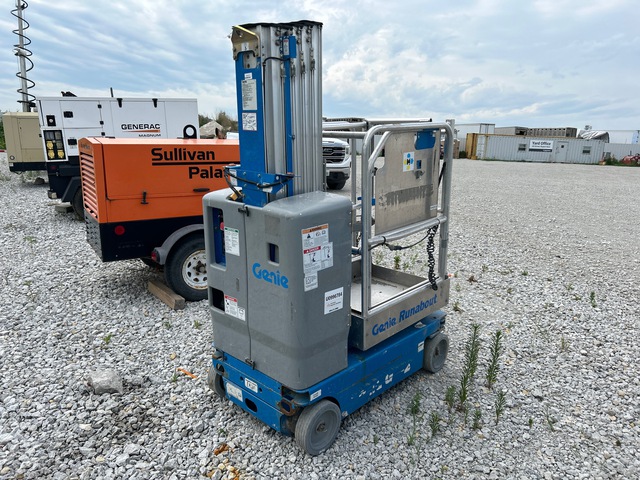 2016 Genie GR-20 Vertical Mast Lift 2016 Genie GR-20 Vertical Mast Lift