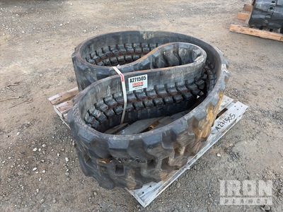 Rubber Track 400x72.5x72 Rubber Track to fit IHI 40, 45J, Case CX50B, Case CX55B, Komatsu PC40 and 45's, Kobelco SK42 to 50's. (Unused)