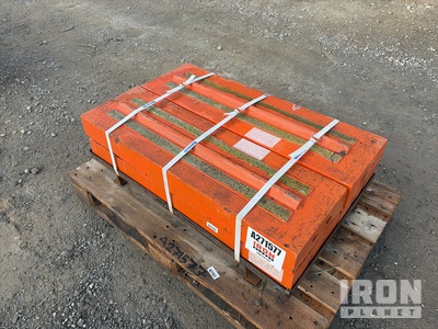 Quantity of (4) Metso 1007 Blow Bar Metso 1007 Blow Bar - Martensitic with Ceramic inserts (Unused) - Fits Metso 1007