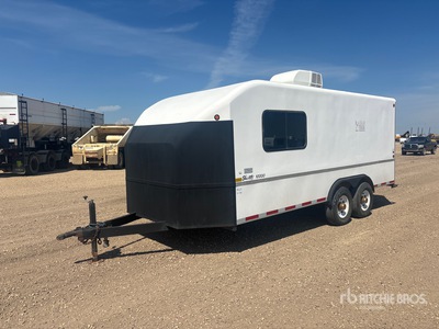 2007 Trailers Unlimited 20 ft x 8 ft T/A Mobile Office