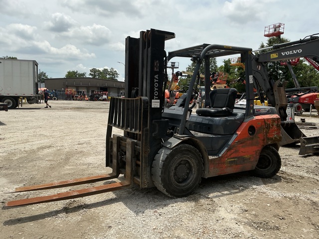 2021 Toyota 8FD45U Pneumatic Tire 8550 lb Pneumatic Tire Forklift