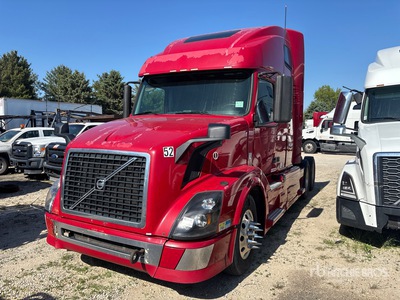 2012 Volvo VNL 6x4 Tracteur Routier Couchette