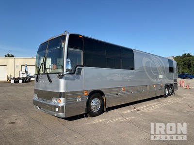 2011 Prevost XL II 6x2 12-Seat Crew Carrier Bus