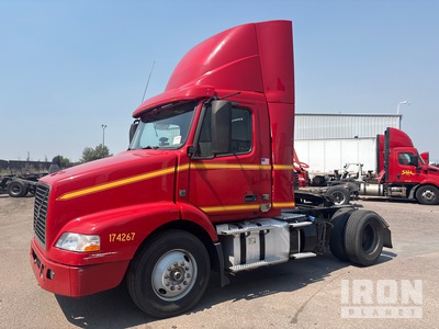 2017 Volvo VNM42T S/A Day Cab Truck Tractor