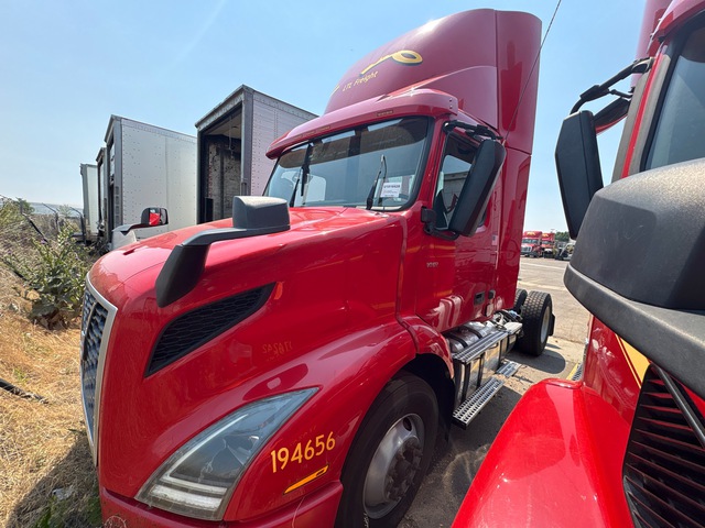 2019 Volvo VNM42T S/A Day Cab Truck Tractor