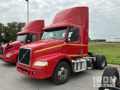 2017 Volvo VNM 4x2 S/A Day Cab Truck Tractor