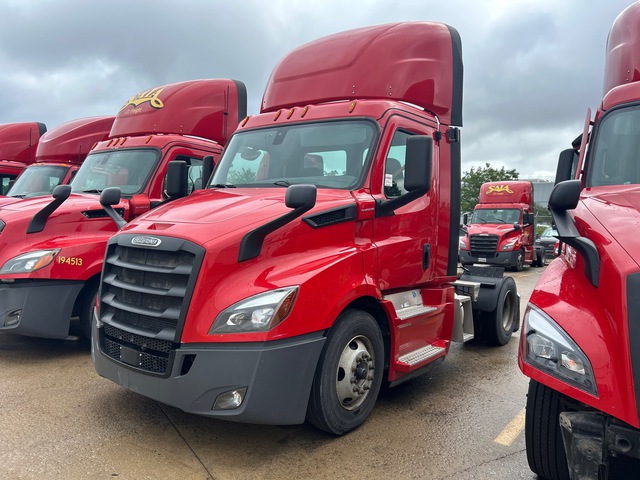 2019 Freightliner Cascadia 116 4x2 S/A Day Cab Truck Tractor (Inoperable)