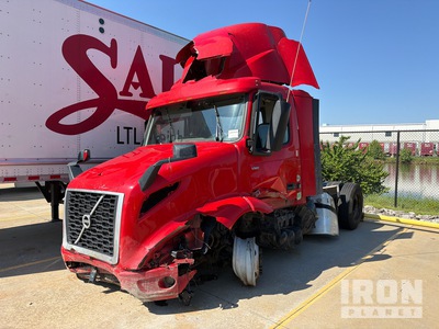 2025 Volvo VNM42T S/A Day Cab Truck Tractor