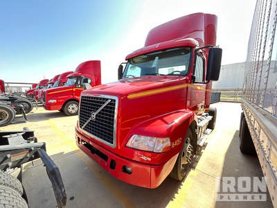 2016 Volvo VNM42T S/A Day Cab Truck Tractor