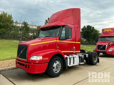 2017 Volvo VNM42T S/A Day Cab Truck Tractor