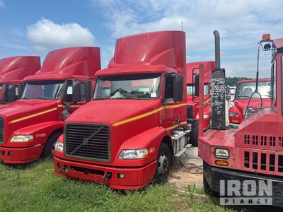 2017 Volvo VNM 4x2 S/A Day Cab Truck Tractor