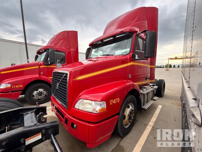 2017 Volvo VNM42T S/A Day Cab Truck Tractor