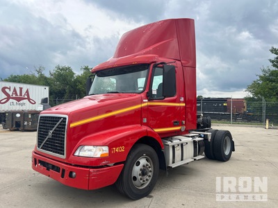 2017 Volvo VNM42T S/A Day Cab Truck Tractor