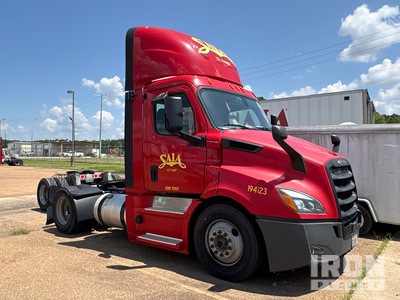 2019 Freightliner Cascadia 116 4x2 S/A Day Cab Truck Tractor