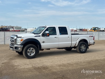 2012 Ford F-350 Lariat 4x4 Crew Cab Pickup