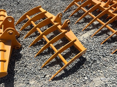 2026 GIYI 46 in Excavator Rake - Fits Cat 303 (Unused)