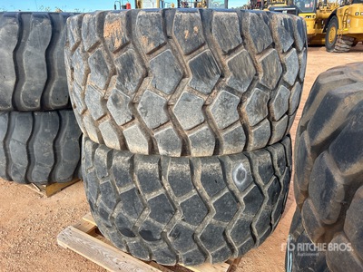 Quantity of 750/65R25 Tires