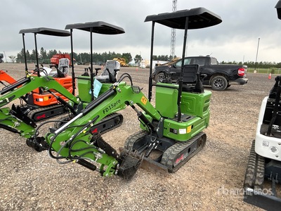 2025 Machpro 319-MayGreen-BLT Mini Excavator (Unused)