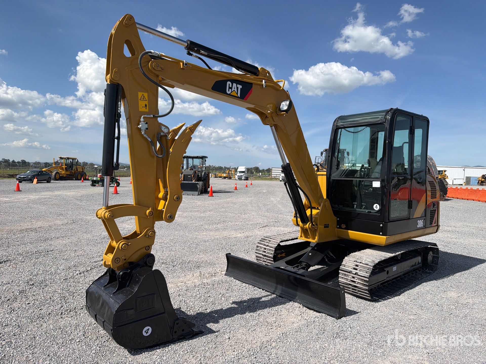 2013 Cat 306 Miniexcavadora / Mini Excavator