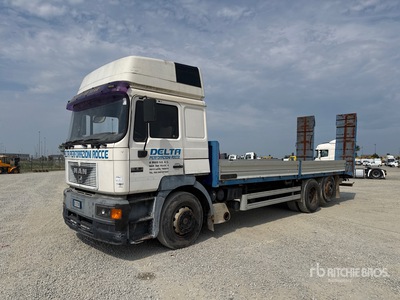 1995 MAN 453 6x2 شاحنة مسطحة