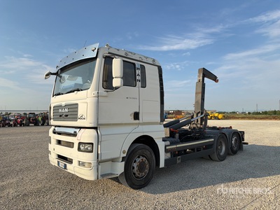 2002 MAN AG 26 460 6x2 Sleeper Roll-Off Truck