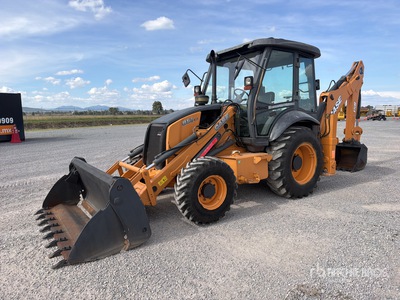 2016 Case 851EX-SS 4x2 Retroexcavadora / Baggerlader