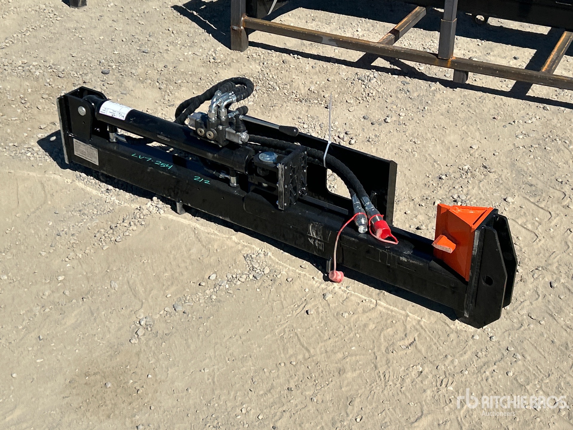 2026 GIYI GY-MLS59 59 in Mini Skid Steer Log Splitter (Unused)
