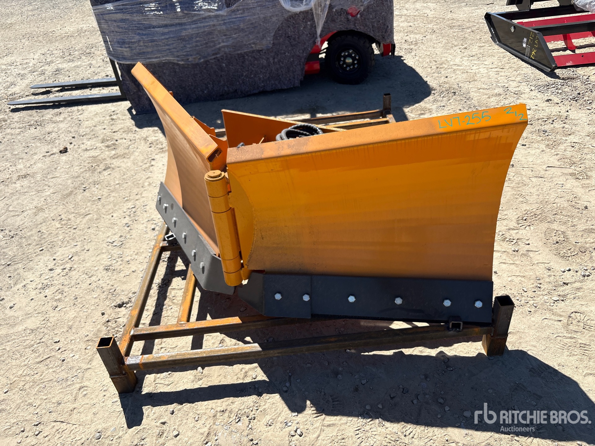 2026 GIYI GY-VSB74 74 in Skid Steer Snow Blade (Unused)