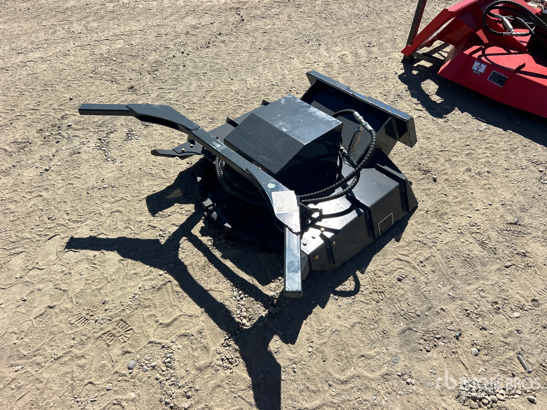 2026 GIYI GY-MDM50 33 in Mini Disc Skid Steer Mulcher (Unused)