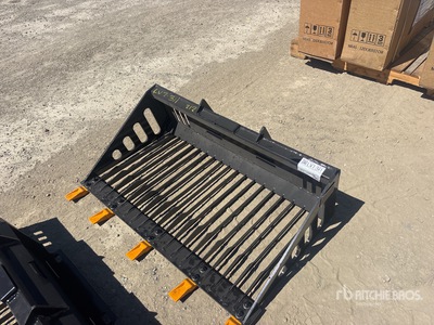 2026 GIYI GY-RB44 43 in Skeleton Mini Skid Steer Bucket (Unused)