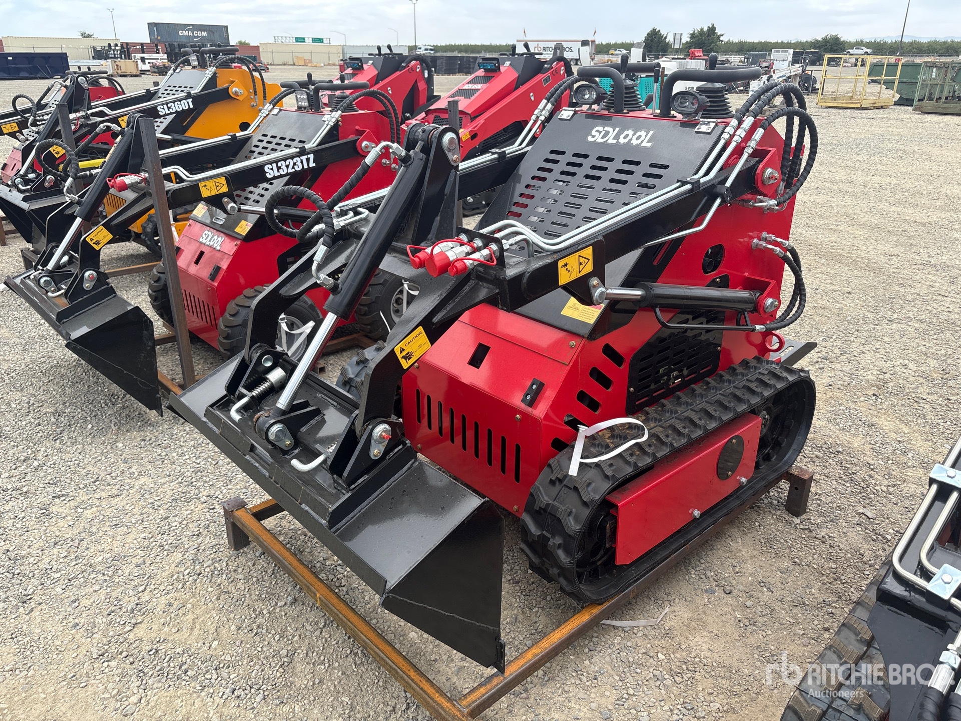 2026 SDLOOL SL380 Mini Compact Track Loader (Unused)