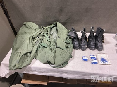 (36) Duffel Bags, (2) Pairs of Men's Boots & (4) Rolls-Royce 6800088-3 Covers