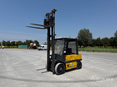 2000 OM DI40.C 4000 kg Forklift