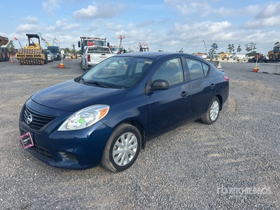 2014 Nissan Versa Automobile