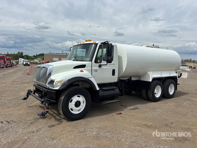 2007 International 7400 6x4 Autocarro per acqua