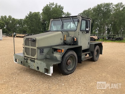 1998 Entwistle MB-4 Aircraft Pushback Tractor