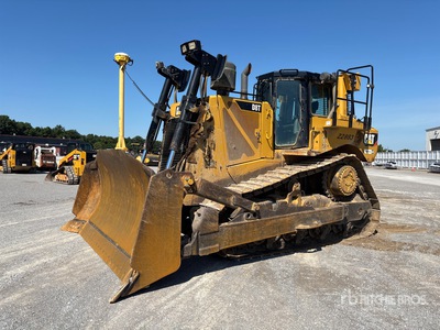2016 Cat D8T ブルドーザー