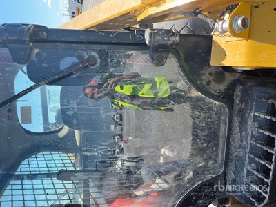 2023 Cat 262D3 Minicargadora