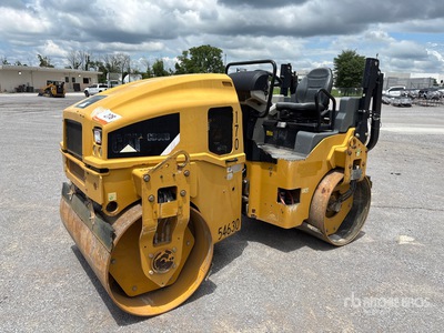 2017 Cat CB36B Double Drum Roller