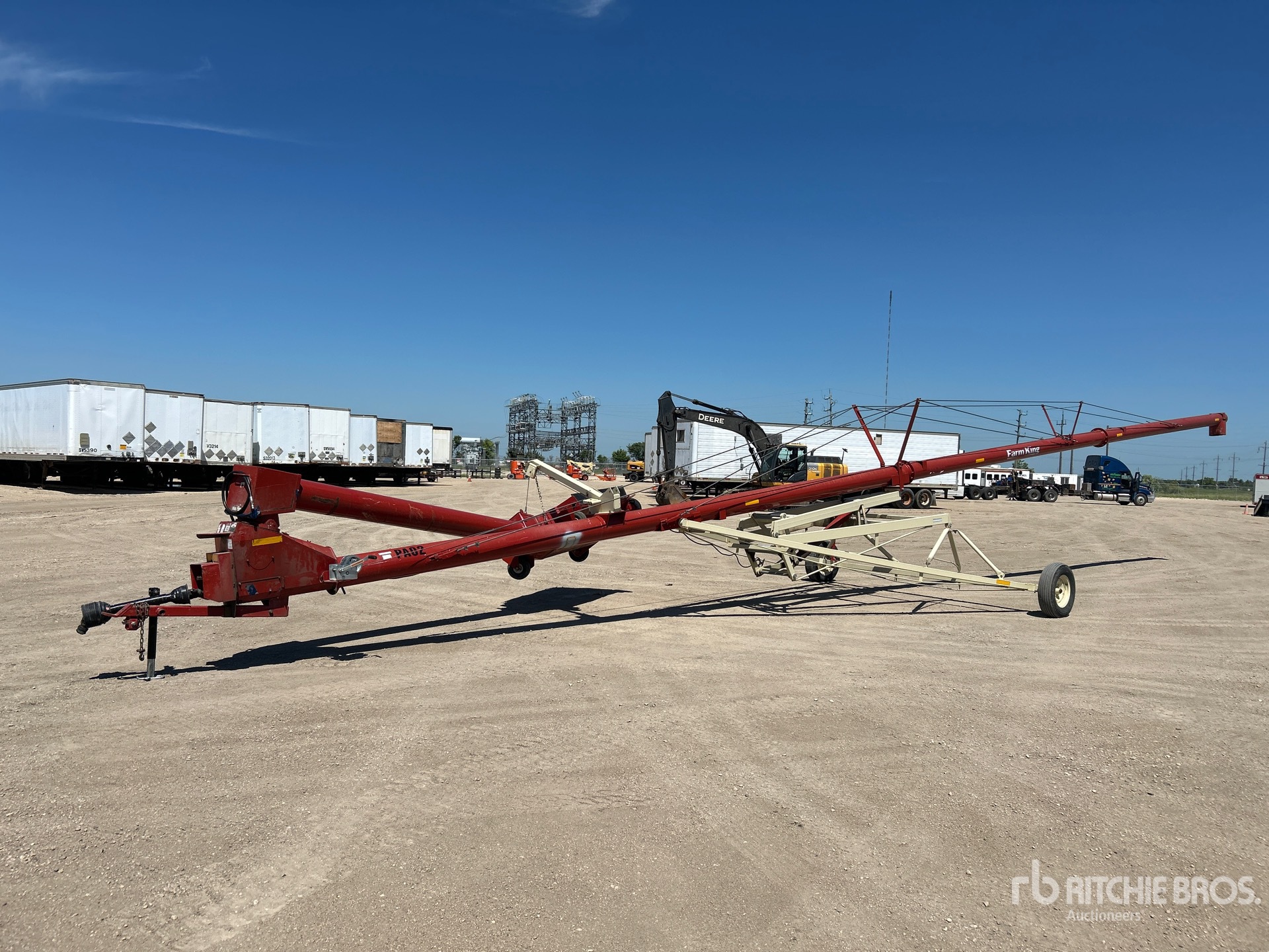 Farm King 1070 10 in x 70 ft Swing Grain Auger