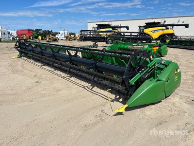 2004 John Deere 635F 35 ft Flex Combine Header