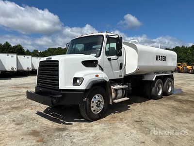 2012 Freightliner 108SD 6x4 Water vrachtwagen